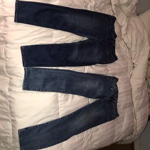 2 pairs of jeans